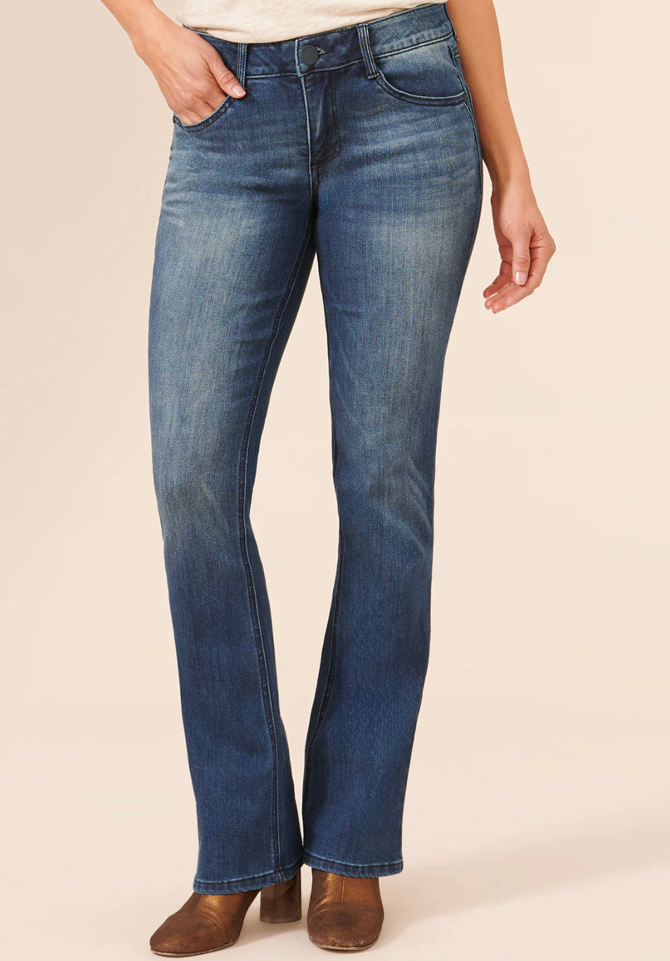 Democracy Itty Bitty Bootcut Jeans