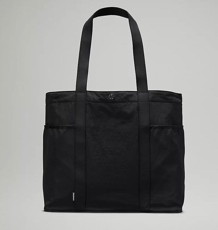 lululemon Daily Multi-Pocket Tote