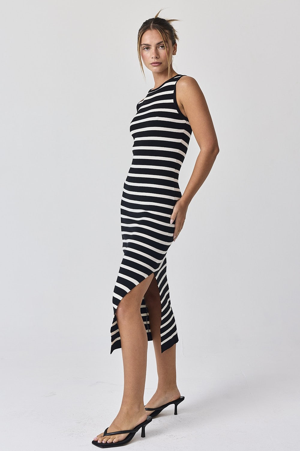 Black/White Side Slit MIDI Dress