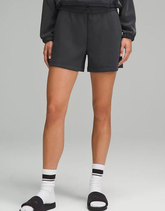 Softstreme High Rise Short 4”