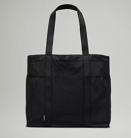 lululemon Daily Multi-Pocket Tote